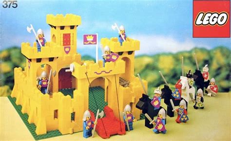 LEGO Yellow castle...most memorable Christmas gift in 1980 in 2020 | Classic lego, Lego castle, Lego