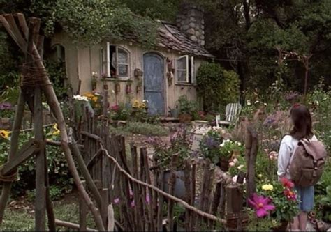 Cottages & Tiny Houses - Hooked on Houses | Miss honey, Miss honey matilda, Matilda