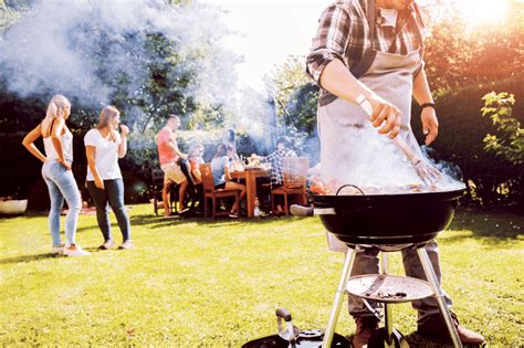 Grill To Impress With These Backyard Barbecue Tips | Ned Stevens