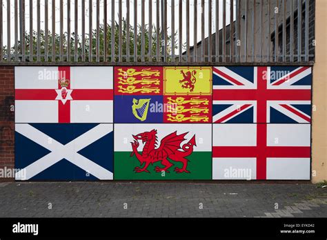 Flags of British Isles, Unionist mural in Belfast Stock Photo - Alamy