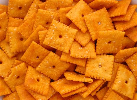 Dave's Cupboard: New Cheez-It Flavors
