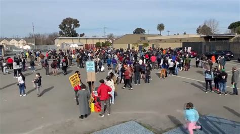 Opponents of Oakland School Closures Continue Protests as District ...