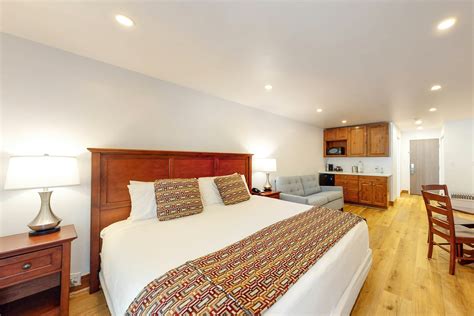 The Inn at Aspen - Buttermilk Mountain | Aspen, CO Ski Resort | Vacasa