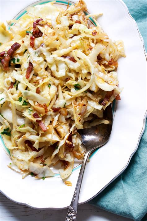 Easy fried cabbage with pancetta - SugarLoveSpices