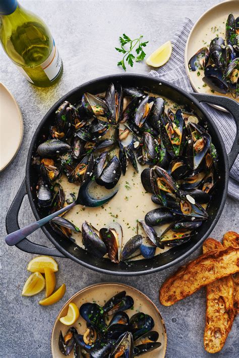 Mussels Recipe White Wine Garlic