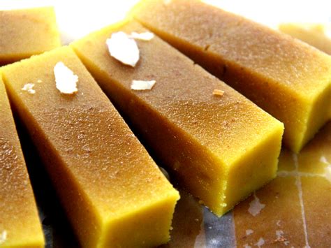 Nilgiris » Blog Archive » Saravana Bhavan – GHEE MYSORE PAK – 250 GM