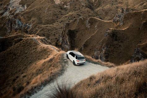 Explore the unexplored parts of NZ by four-wheel drive - KIWIFRENCH