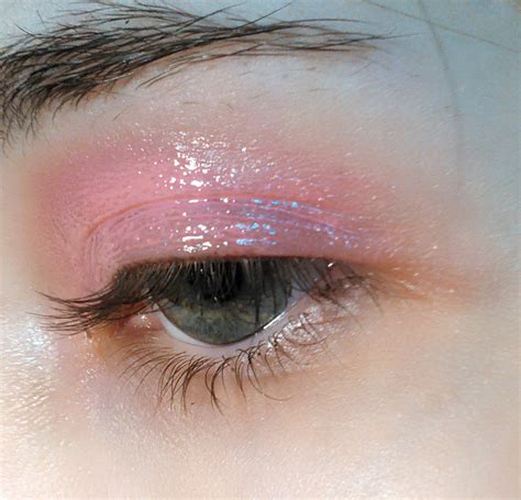 makeup eyes eyeshadow pink pastel pastel pink pale pink gloss