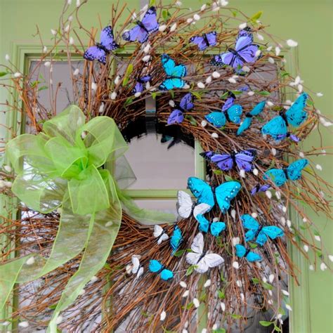 19 Fresh-looking Handmade Spring Wreath Designs