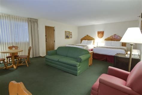 Family Hotel - Frankenmuth, MI | Bavarian Inn Lodge