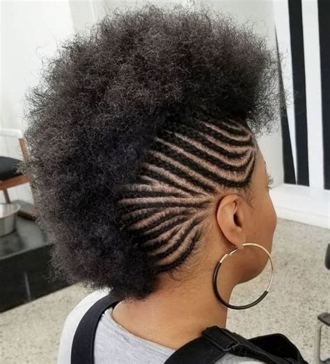 25 Modern Braided Mohawk Hairstyles: Recommended By A Hair Stylist ...