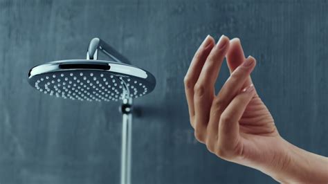 Discover The GROHE Tempesta 250 Shower Head - YouTube