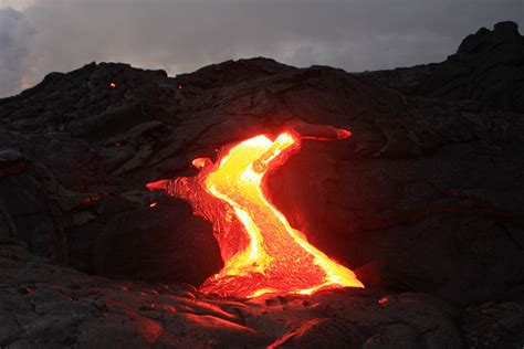 The meaning and symbolism of the word - «Lava»
