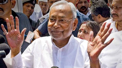 Stop Dreaming Of Becoming PM, BJP Tells Nitish Kumar - Oneindia News