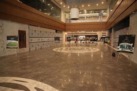 Gaur City Mall | Gaur City Mall in Greater Noida West Extension