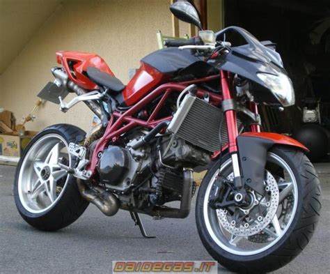 Cagiva Cagiva V-Raptor 1000 - Moto.ZombDrive.COM