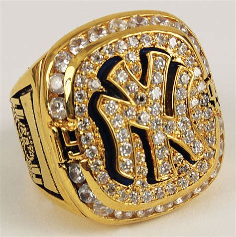 Lot Detail - New York Yankees Replica World Series Rings