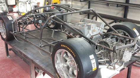 GT40 Build - Classic Replica/Kit Makes GT40 Replica Build Project 1966 ...