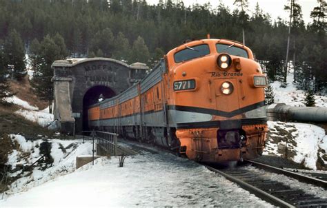 Moffat Tunnel (Colorado): Ventilation, Length, Facts, Map