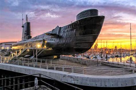 Portsmouth Historic Dockyard, Near Paultons Park