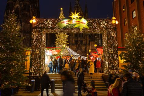 Fotostrecke: Bilder vom Weihnachtsmarkt am Kölner Dom