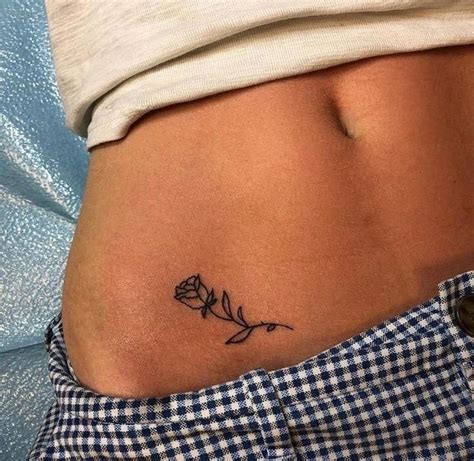 Épinglé par Lu sur tatuagens | Tatouage, Petit tatouage, Tatouages minimalistes