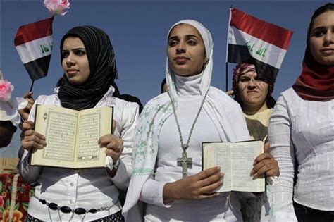 Muslims and Islams are two big religions in Iraq. | Christianity, Iraqi ...