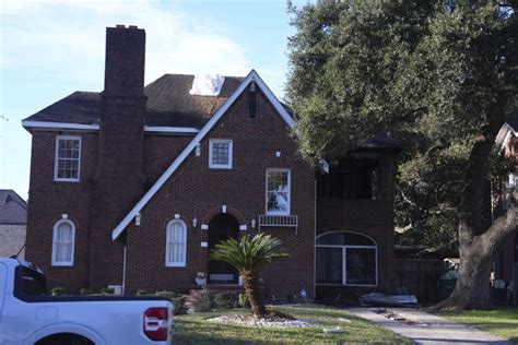 Beyoncé's childhood home in Houston burns on Christmas morning - Powell ...