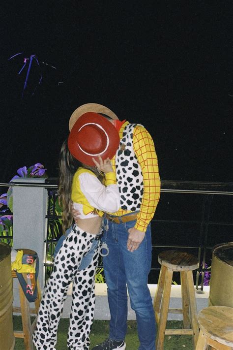 Woody and Jessie halloween costume | Cute couple halloween costumes ...