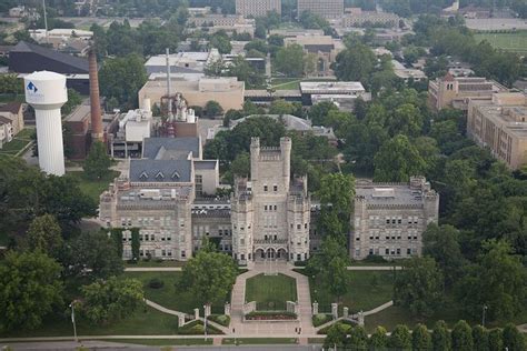 Old Main | Eastern illinois, Places to travel, University campus