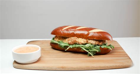 Panko Crusted Chicken Sandwich | DIVERSE DINNERS