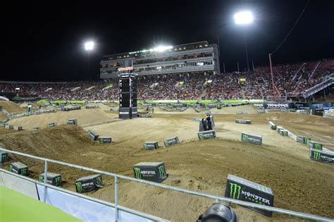 The Vault: Sam Boyd Stadium - Supercross - Racer X Online