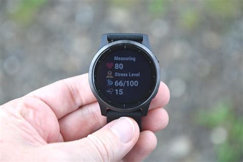 Rate Your Breathing Exercises with the Garmin vívoactive 4 and 4S