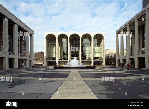 Metropolitan Opera House, Lincoln Center for the Performing Arts, New ...