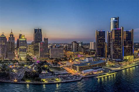 Detroit Metro Convention Visitors Bureau | Michigan Fun