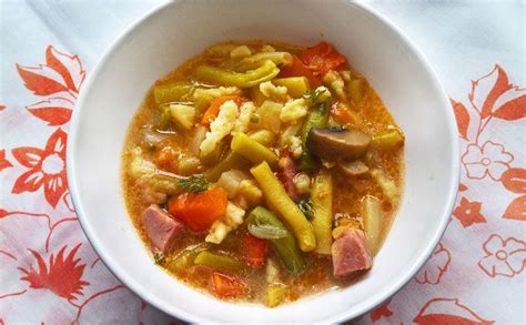 Wax bean soup with ham and shredded noodles | Zserbo.com