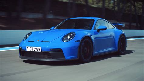 New Porsche 911 GT3 revealed - Automotive Daily