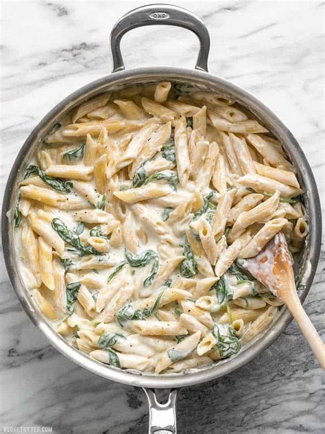 Lighter Spinach Alfredo Pasta - Budget Bytes