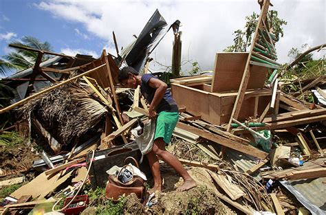 ‘Little hope’ for Philippines quake survivors | Environment News | Al ...