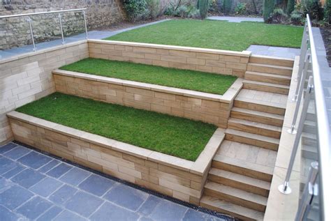 32 Popular Terraced Landscaping Slope Yard Design Ideas - MAGZHOUSE