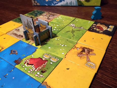 Kingdomino Review | Board Game Quest