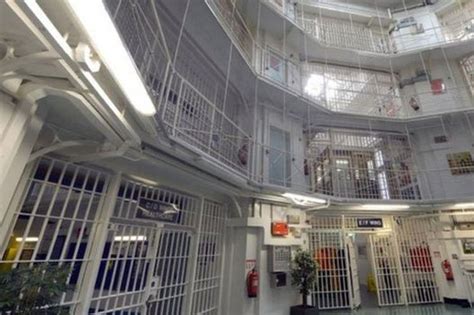 HMP Pentonville escape: Pictures of two lags who escaped HMP ...