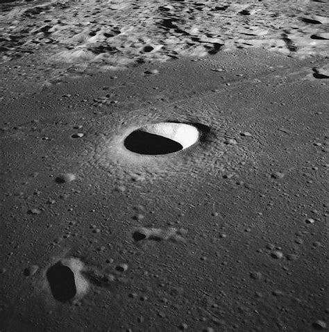 Meteorite crater - Impact Process, Ejecta, Shockwaves | Britannica