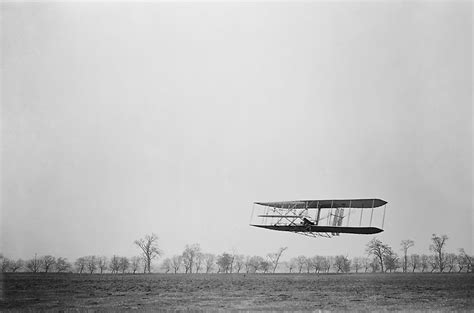 Who Invented the Airplane? - WorldAtlas