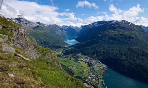 Go West - A great road trip in the fjords of Western Norway | NORWEGIAN ...