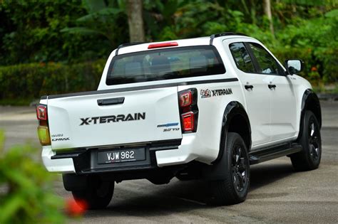 2023 Isuzu D-Max now enhanced with new exciting features and colours ...