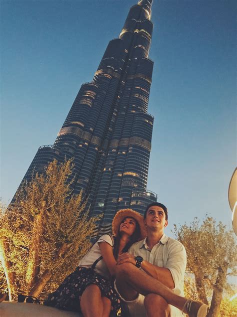 Burj Khalifa,Dubai, OAE | Dubai vacation, Dubai travel, Travel pose