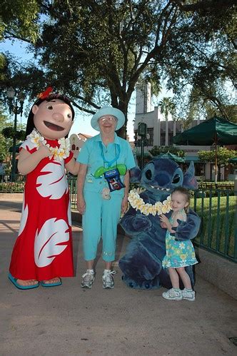Lilo and Stitch Meet and Greet | Lilo and Stitch at a Walt D… | Flickr