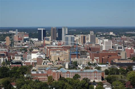 File:Birmingham, Alabama Skyline.jpg - Wikipedia