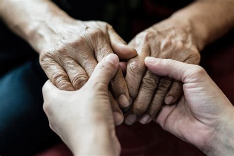 Canada to welcome 6,000 caregivers by the end of 2021 | CIC News